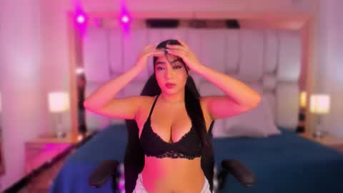 Bela  online show from September 22, 2025, 11:56 am