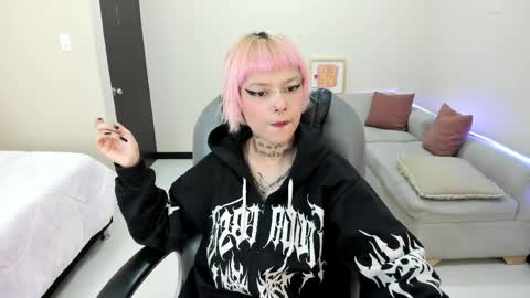 Bela online show from May 4, 2026, 12:34 pm