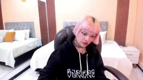 Bela online show from May 7, 2026, 1:05 pm