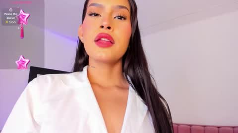 Bela online show from September 18, 2025, 1:24 pm