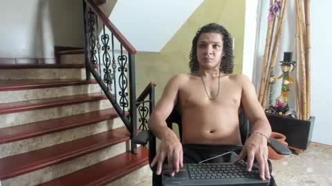 Snapshot of belamiramil chatting on November 10, 2025, 10:53 pm independent model online show from November 10, 2025, 10:53 pm