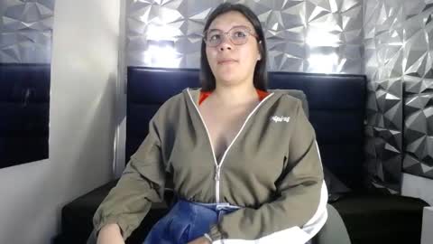 Snapshot of belen_green chatting on April 21, 2026, 11:16 am Belen online show from April 21, 2026, 11:16 am