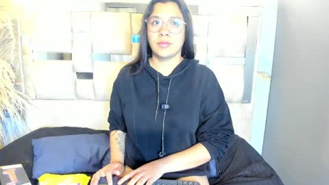 Snapshot of belen_green chatting on May 7, 2026, 11:48 am Belen online show from May 7, 2026, 11:48 am