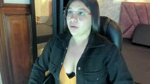 Snapshot of belen_green chatting on May 17, 2026, 8:05 pm Belen online show from May 17, 2026, 8:05 pm