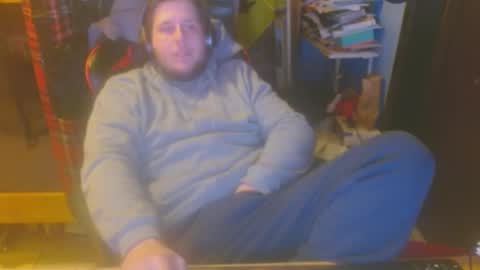 Snapshot of belgiandudeantwerp chatting on January 14, 2025, 10:55 pm Belgian Dude online show from January 14, 2025, 10:55 pm