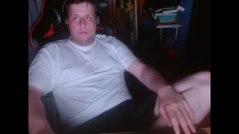 Snapshot of belgiandudeantwerp chatting on September 13, 2025, 6:51 pm Belgian Dude online show from September 13, 2025, 6:51 pm