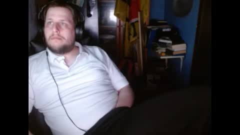 Snapshot of belgiandudeantwerp chatting on April 8, 2026, 9:48 pm Belgian Dude online show from April 8, 2026, 9:48 pm