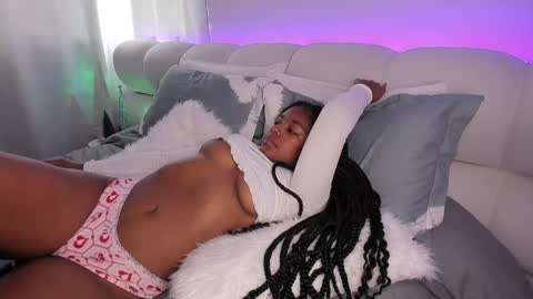  Belkis  online show from December 18, 2024, 2:06 pm