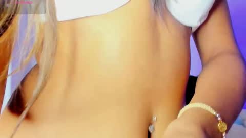 Snapshot of bell_popper chatting on October 30, 2025, 3:02 pm bell_popper online show from October 30, 2025, 3:02 pm