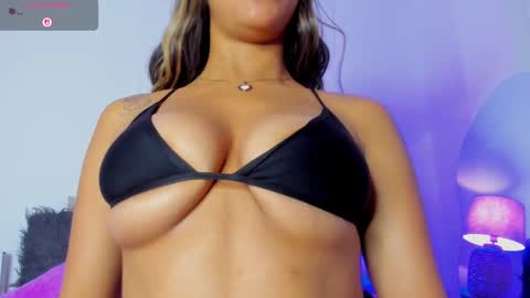 Snapshot of bell_popper chatting on November 22, 2025, 11:31 am bell_popper online show from November 22, 2025, 11:31 am