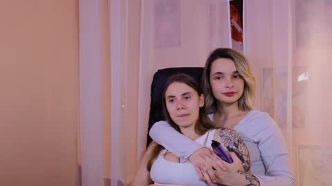 Snapshot of bella_alita chatting on December 27, 2024, 3:09 am  lita  online show from December 27, 2024, 3:09 am