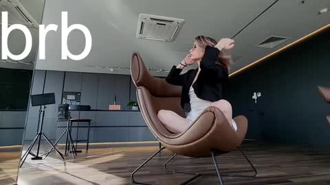 Snapshot of bella_alita chatting on January 6, 2025, 2:37 am  lita  online show from January 6, 2025, 2:37 am