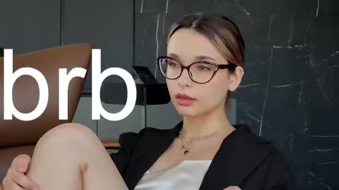 Snapshot of bella_alita chatting on March 9, 2025, 2:50 am  lita  online show from March 9, 2025, 2:50 am