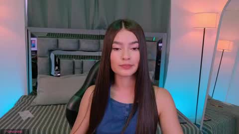 Snapshot of bella_clark2 chatting on April 26, 2026, 9:01 pm Bella online show from April 26, 2026, 9:01 pm