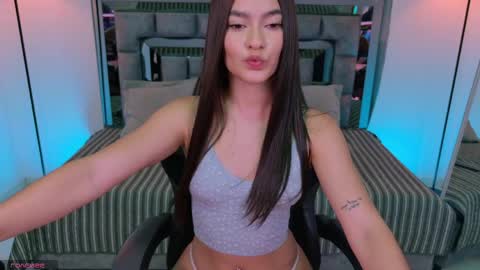 Snapshot of bella_clark2 chatting on April 29, 2026, 4:00 pm Bella online show from April 29, 2026, 4:00 pm