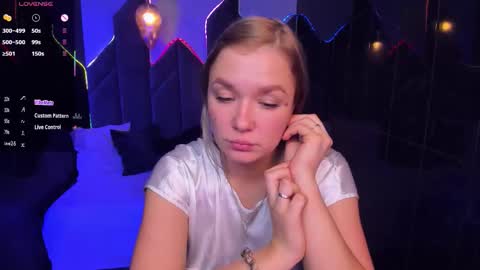 Bella online show from November 13, 2025, 5:56 pm