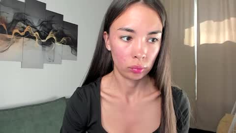Bella online show from June 7, 2026, 1:26 pm