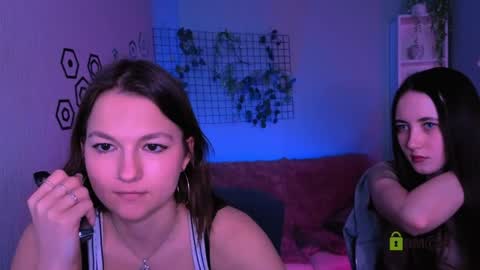 Bella online show from April 3, 2026, 1:20 pm