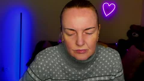Bella online show from April 25, 2026, 5:32 am