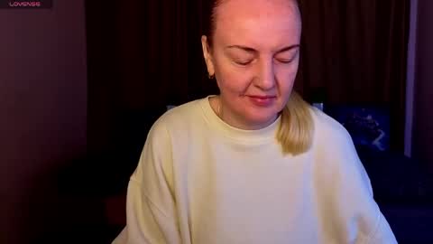 Bella online show from May 1, 2026, 5:45 am