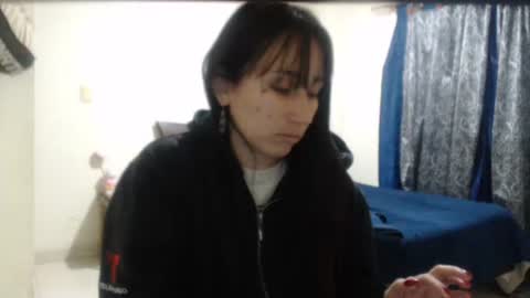 bella_luna34 online show from February 11, 2026, 9:42 pm