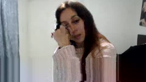 Snapshot of bella_luna34 chatting on June 11, 2026, 2:53 am bella_luna34 online show from June 11, 2026, 2:53 am