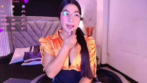 bella_martini_ online show from May 27, 2026, 2:25 pm