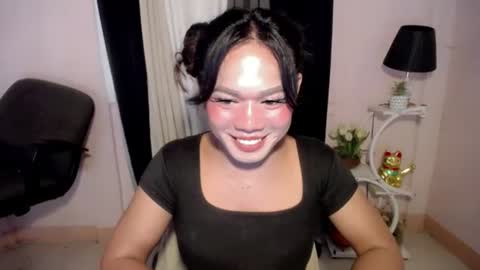 bella_ngo online show from June 13, 2026, 5:16 am