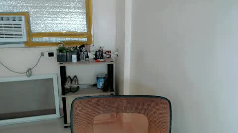 bella_ngo online show from July 3, 2026, 8:21 am