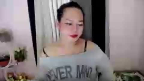 bella_ngo online show from July 12, 2026, 12:51 pm