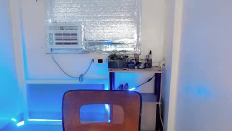 bella_ngo online show from July 15, 2026, 2:17 am