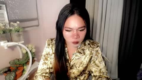 bella_ngo online show from July 28, 2026, 1:32 pm