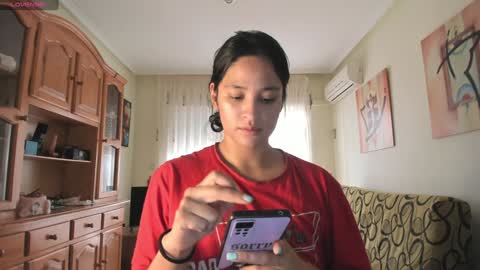 bella_pocahontas3 online show from December 3, 2024, 9:44 am