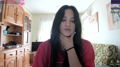 bella_pocahontas3 online show from December 8, 2024, 10:52 am
