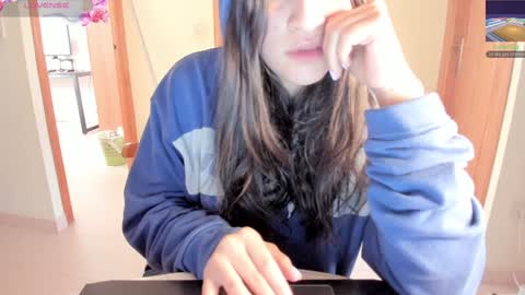 bella_pocahontas3 online show from December 12, 2024, 9:51 am