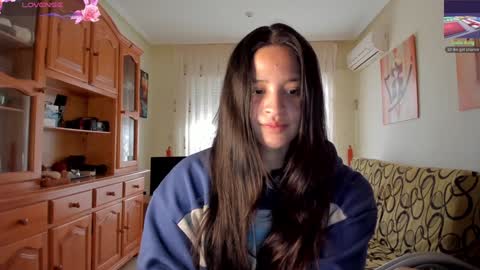 bella_pocahontas3 online show from December 13, 2024, 9:02 am