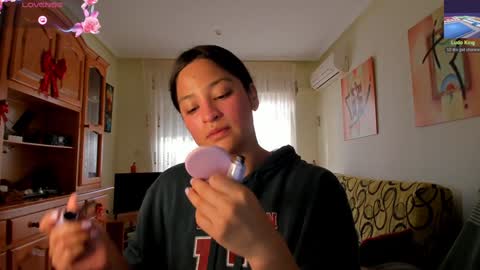 bella_pocahontas3 online show from December 16, 2024, 11:01 am