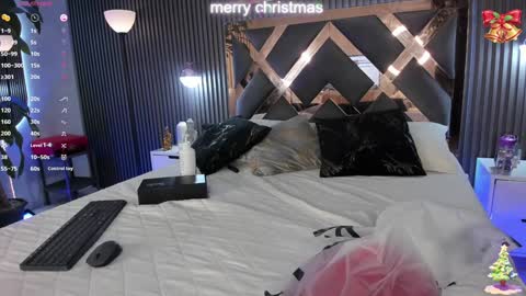 isabella online show from December 27, 2024, 3:31 am