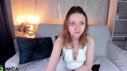 Linda Bella online show from April 4, 2026, 12:42 am