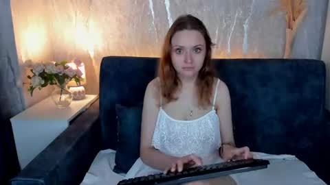 Snapshot of bella_ramsi chatting on July 14, 2026, 1:08 am Linda Bella online show from July 14, 2026, 1:08 am