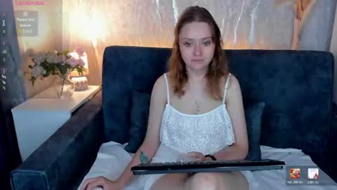 Snapshot of bella_ramsi chatting on July 14, 2026, 2:05 am Linda Bella online show from July 14, 2026, 2:05 am
