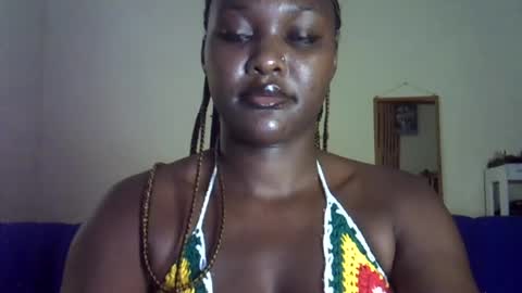 bella_reina online show from July 11, 2026, 7:55 am