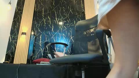 Snapshot of bella_salvatore chatting on March 7, 2026, 9:12 pm online show from March 7, 2026, 9:12 pm