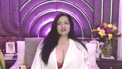 Snapshot of bella_taylor_a chatting on September 18, 2025, 2:35 am  Bella Taylore  online show from September 18, 2025, 2:35 am