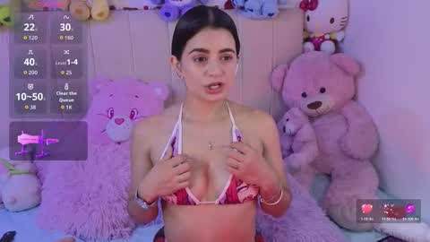 bella_thixx online show from March 17, 2026, 3:55 am