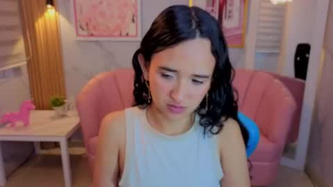 Bella online show from July 4, 2026, 2:29 am