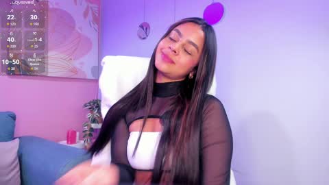 Snapshot of bella_walker_ chatting on September 26, 2025, 8:13 pm BELLA online show from September 26, 2025, 8:13 pm