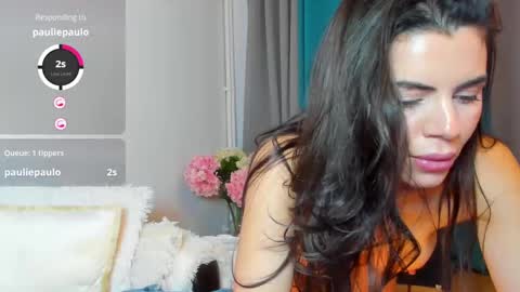 BellaAnna online show from December 14, 2024, 4:31 pm