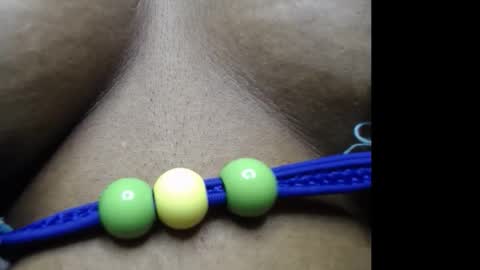 bella online show from November 16, 2025, 5:40 pm