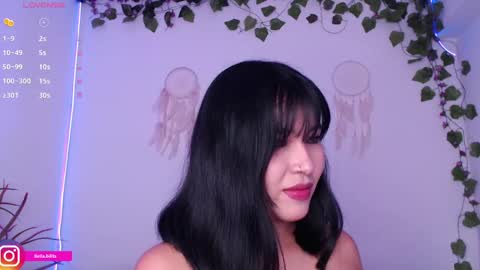 Bella online show from February 19, 2025, 9:36 pm